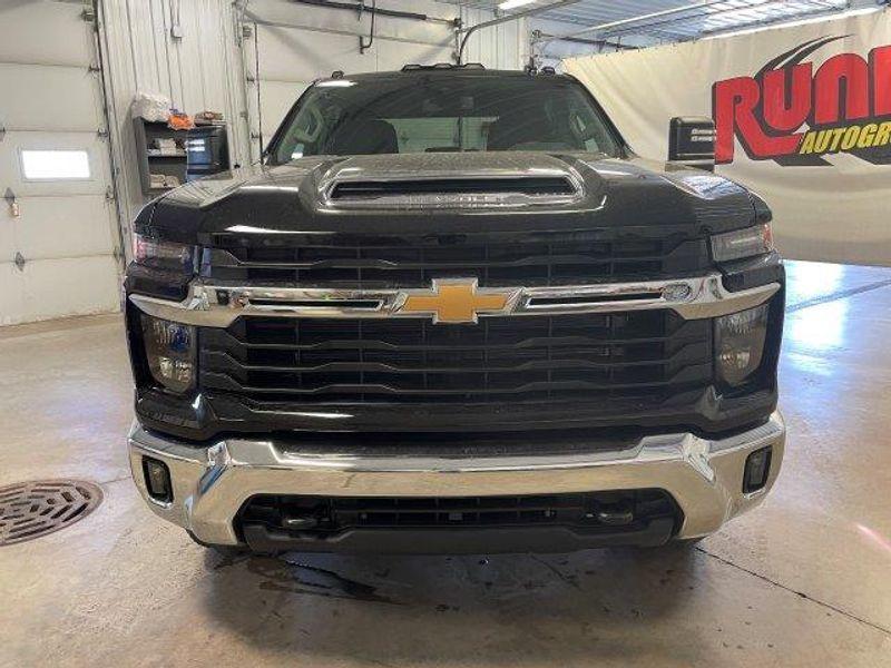 new 2025 Chevrolet Silverado 2500 car, priced at $61,960