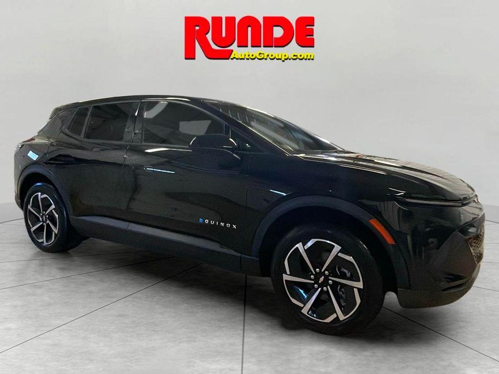 new 2025 Chevrolet Equinox EV car, priced at $39,840