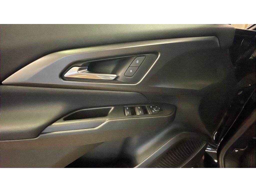 new 2025 Chevrolet Equinox EV car, priced at $39,840