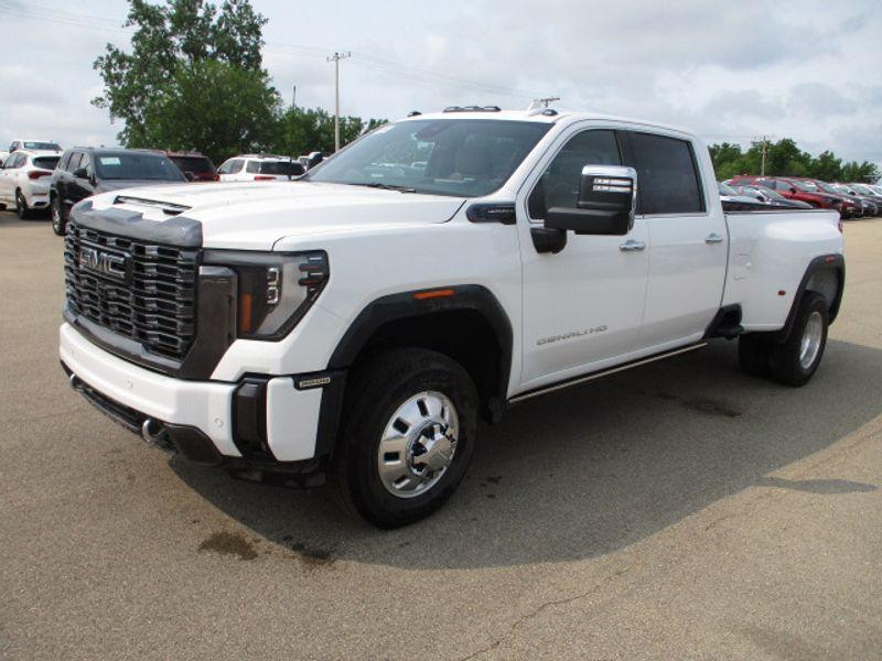 new 2024 GMC Sierra 3500 car, priced at $100,790