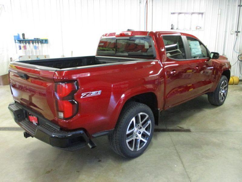 new 2024 Chevrolet Colorado car, priced at $43,960