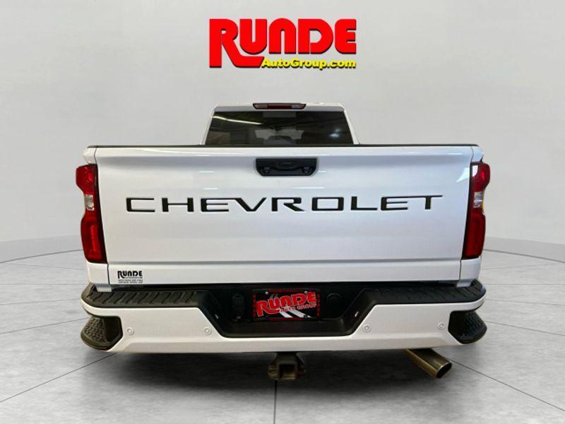 used 2022 Chevrolet Silverado 2500 car, priced at $52,990