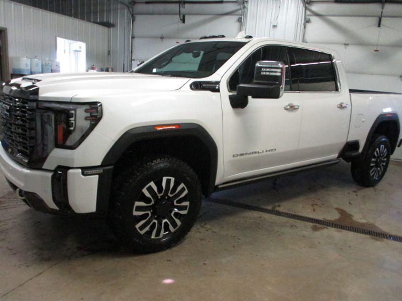 new 2024 GMC Sierra 2500 car, priced at $92,030