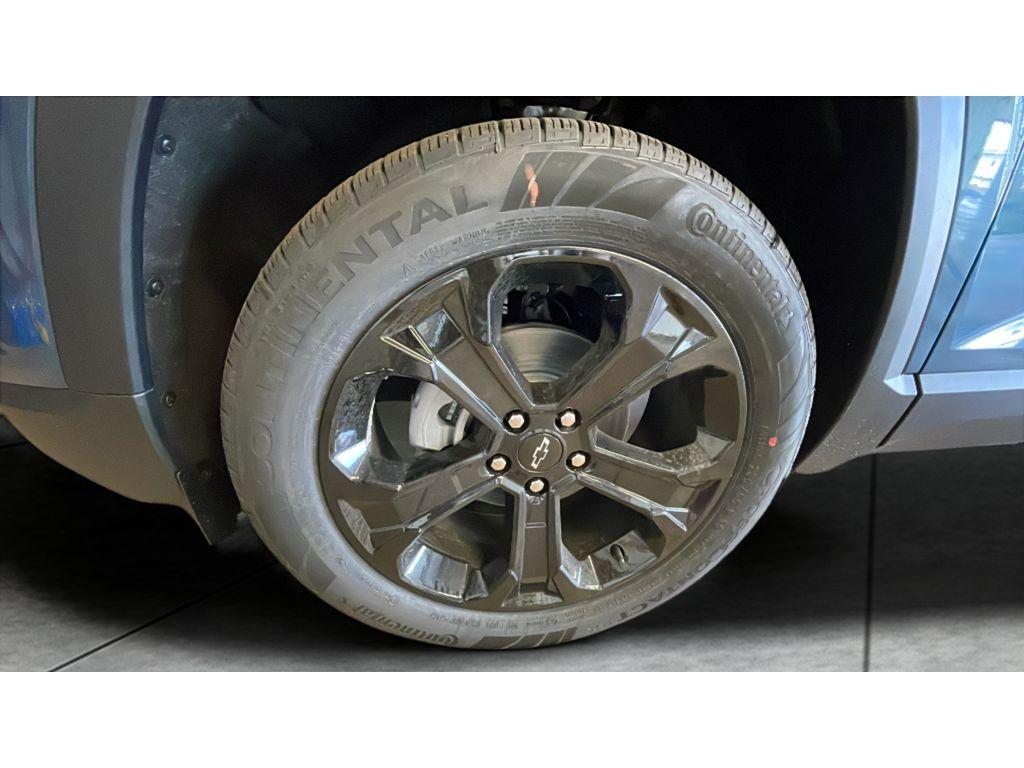 new 2026 Chevrolet Equinox car, priced at $36,001