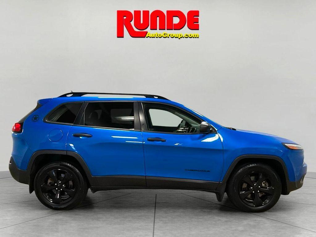 used 2018 Jeep Cherokee car, priced at $17,681