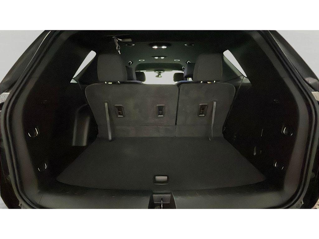 used 2023 Chevrolet Traverse car, priced at $34,500