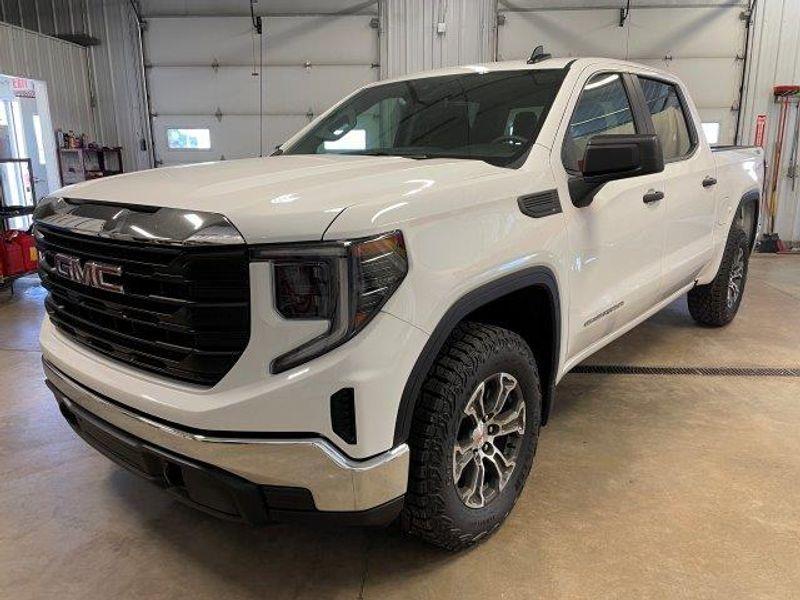 new 2024 GMC Sierra 1500 car, priced at $50,735