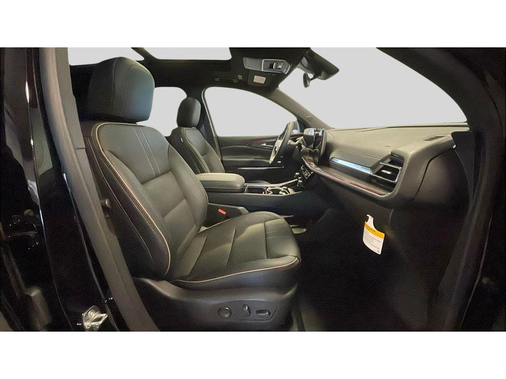 new 2026 Chevrolet Traverse car, priced at $61,009