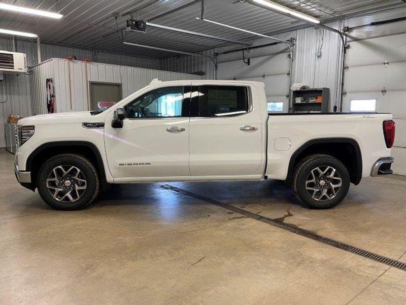 new 2025 GMC Sierra 1500 car, priced at $60,040