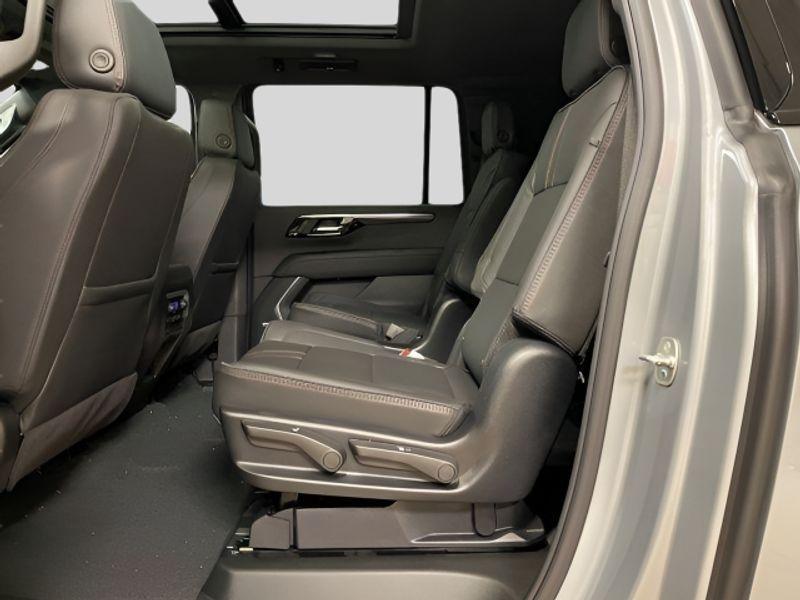 new 2025 Chevrolet Suburban car, priced at $79,215