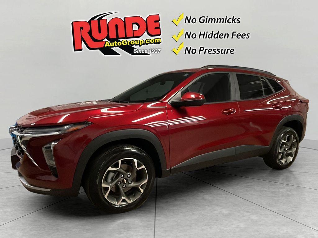 used 2025 Chevrolet Trax car, priced at $22,540