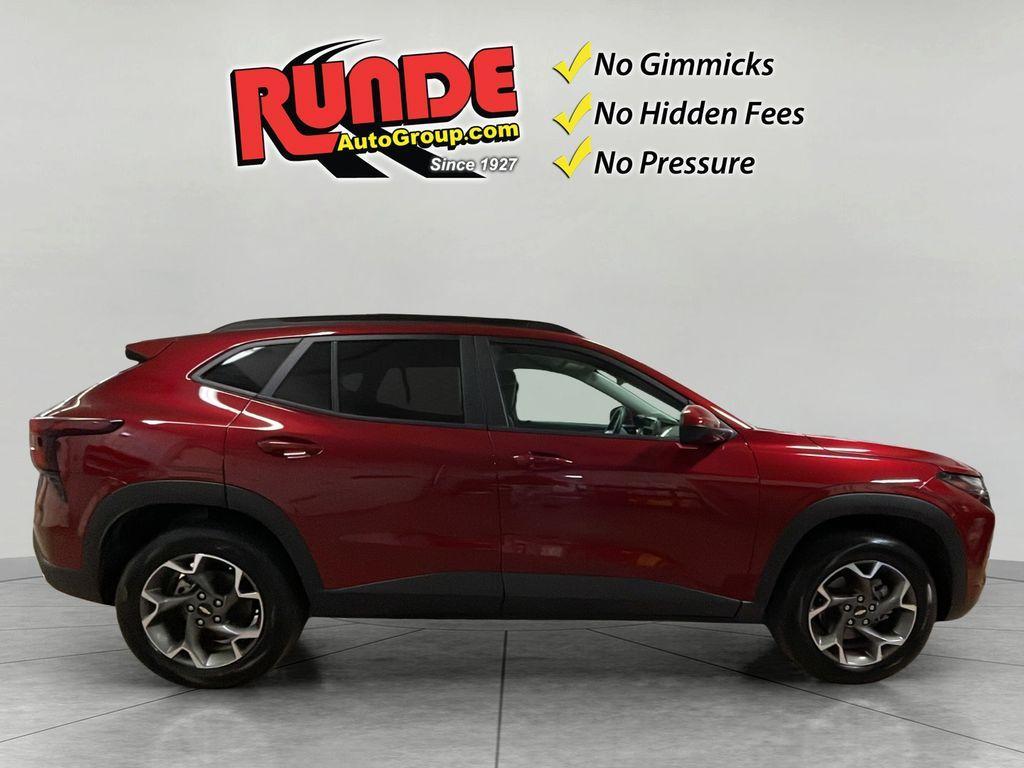 used 2025 Chevrolet Trax car, priced at $22,540