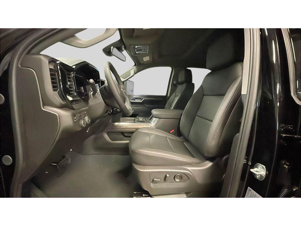 new 2025 Chevrolet Silverado 3500 car, priced at $81,460