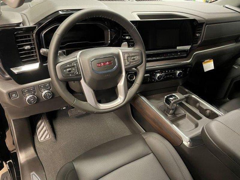 new 2025 GMC Sierra 1500 car, priced at $64,725