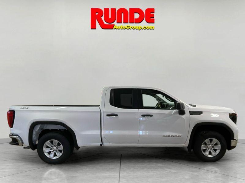 new 2025 GMC Sierra 1500 car, priced at $49,560