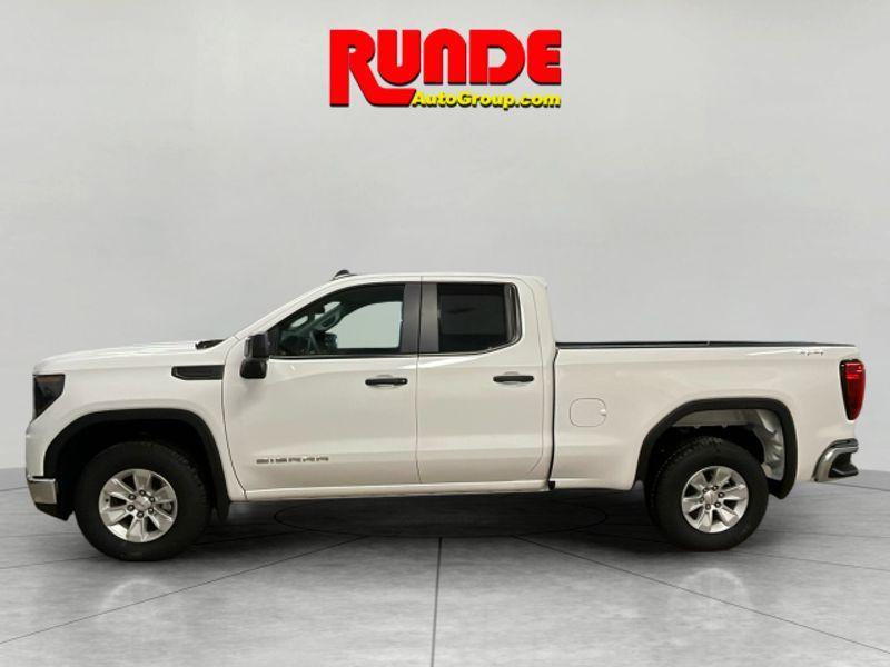 new 2025 GMC Sierra 1500 car, priced at $49,560