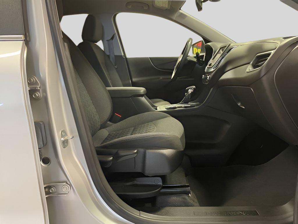 used 2022 Chevrolet Equinox car, priced at $22,721