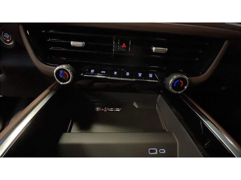 new 2026 Chevrolet Suburban car, priced at $93,535