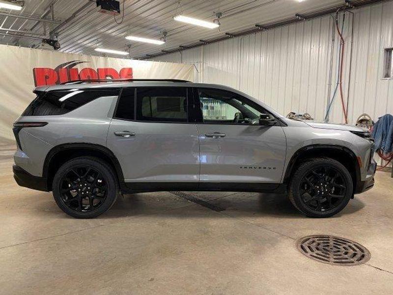 new 2025 Chevrolet Traverse car, priced at $58,795