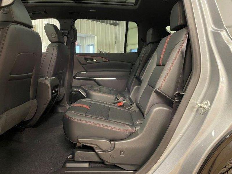 new 2025 Chevrolet Traverse car, priced at $58,795