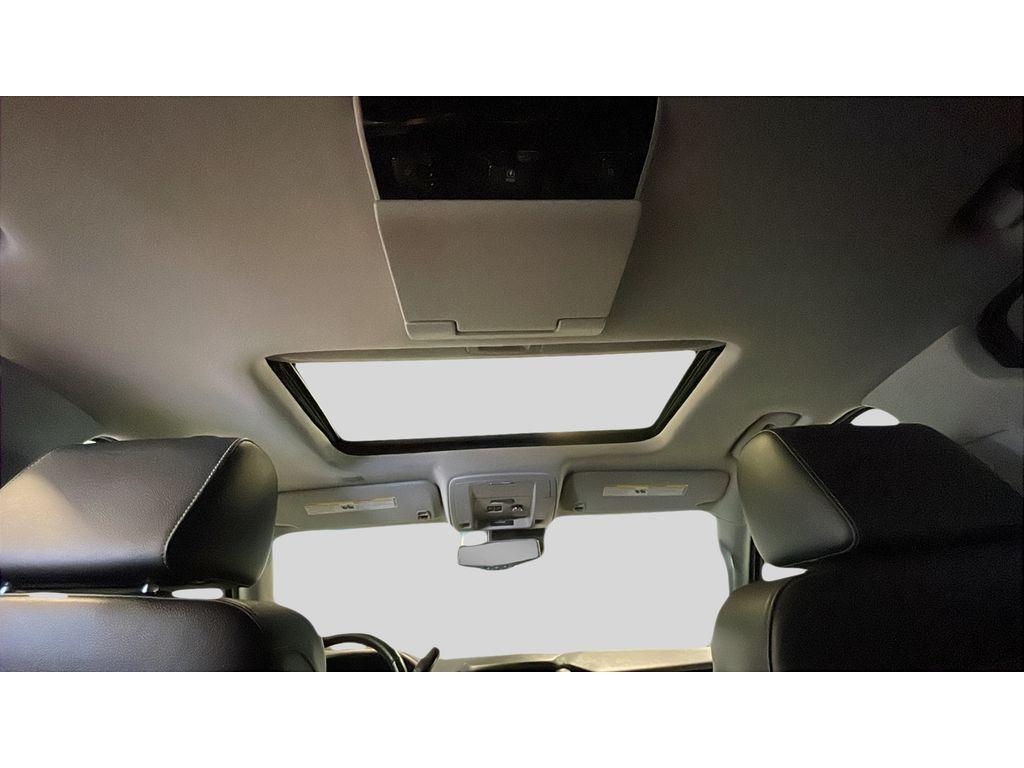 used 2017 Chevrolet Suburban car, priced at $19,392