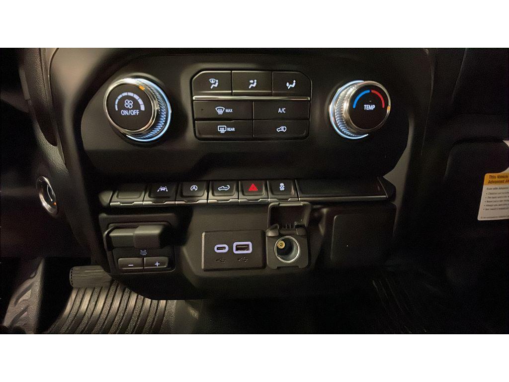 new 2026 GMC Sierra 1500 car, priced at $48,275