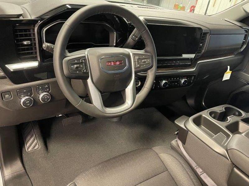 new 2025 GMC Sierra 1500 car, priced at $63,545