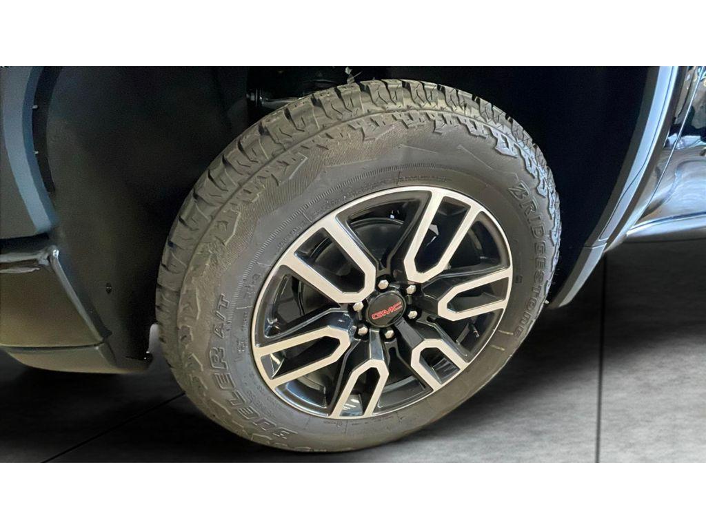 new 2025 GMC Sierra 1500 car, priced at $69,219