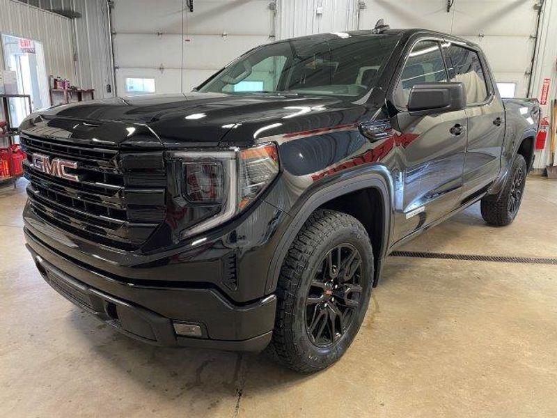 new 2024 GMC Sierra 1500 car, priced at $58,925