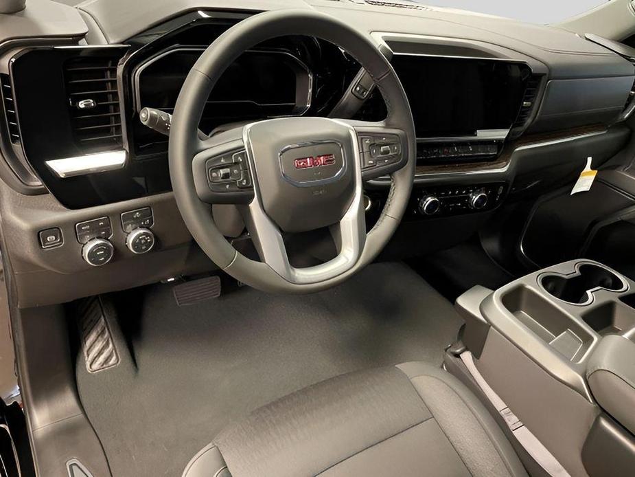 new 2024 GMC Sierra 1500 car, priced at $58,925