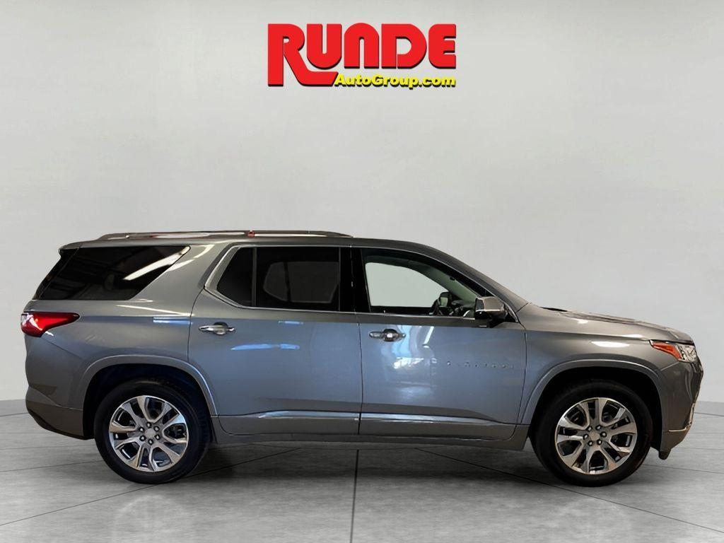 used 2021 Chevrolet Traverse car, priced at $29,972