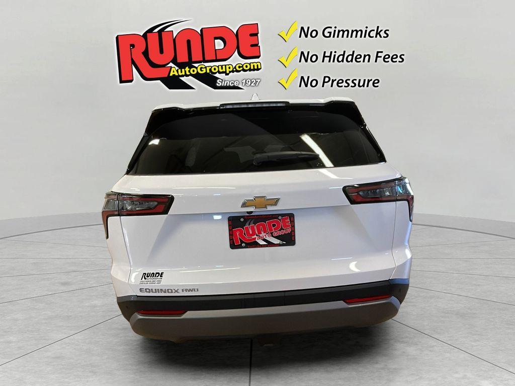 new 2026 Chevrolet Equinox car, priced at $33,948