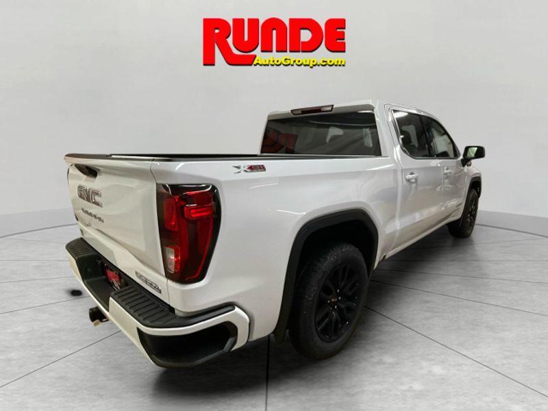 new 2025 GMC Sierra 1500 car, priced at $58,575