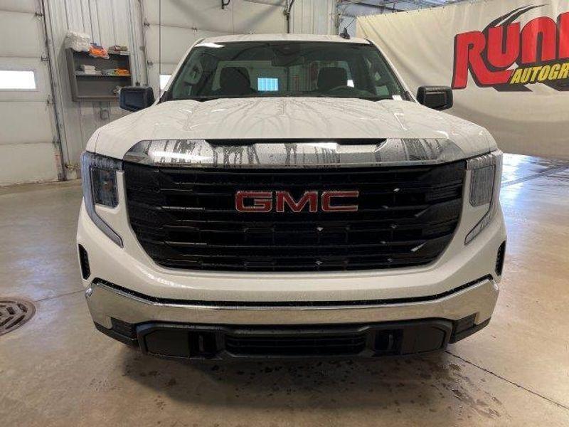 new 2025 GMC Sierra 1500 car, priced at $40,290