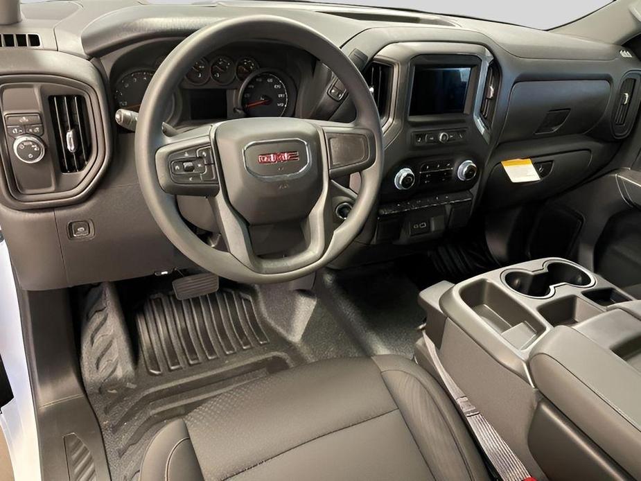 new 2025 GMC Sierra 1500 car, priced at $39,290