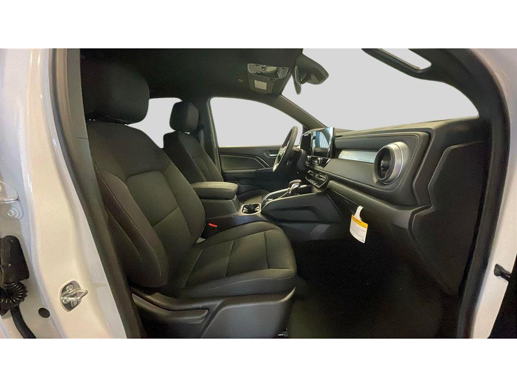 new 2025 Chevrolet Colorado car, priced at $39,865