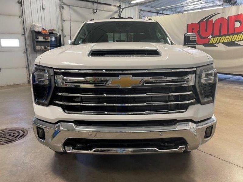 new 2025 Chevrolet Silverado 3500 car, priced at $83,335