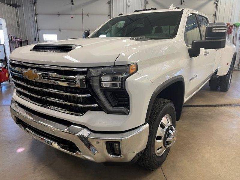 new 2025 Chevrolet Silverado 3500 car, priced at $83,335