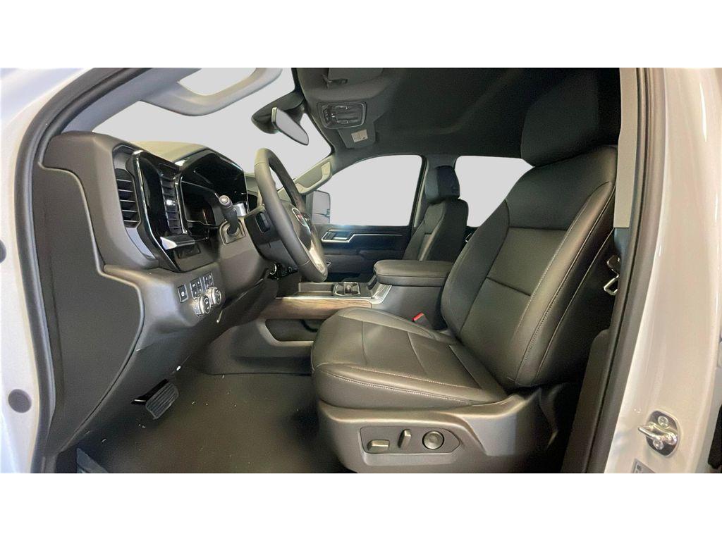 new 2025 GMC Sierra 2500 car, priced at $80,925