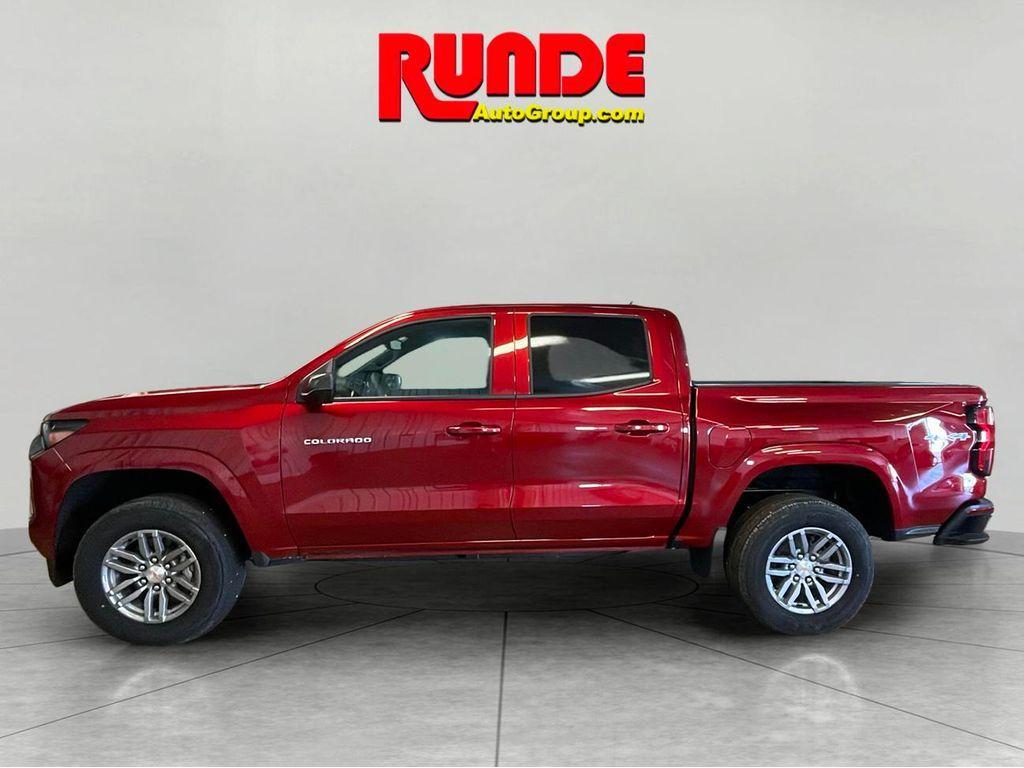 new 2025 Chevrolet Colorado car, priced at $40,860