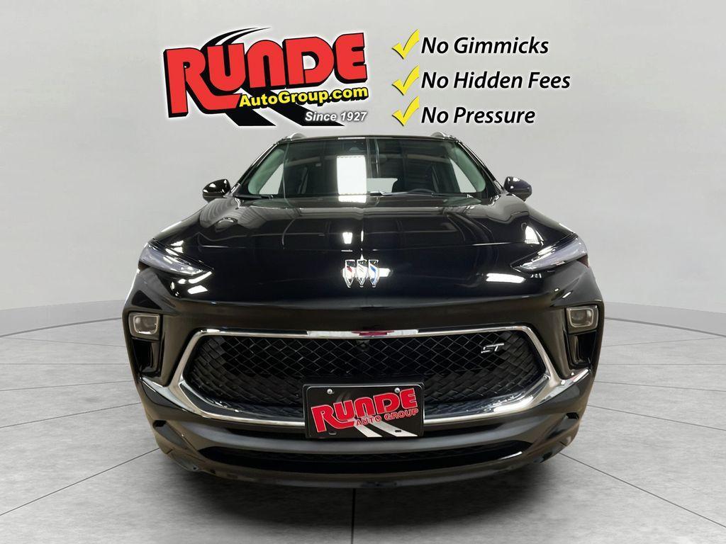 used 2025 Buick Encore GX car, priced at $28,521