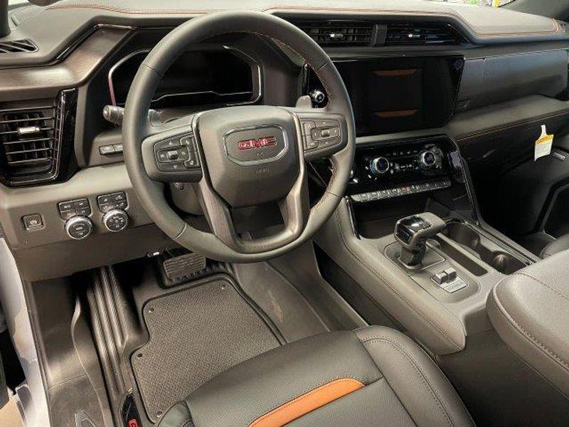 new 2025 GMC Sierra 1500 car, priced at $69,160