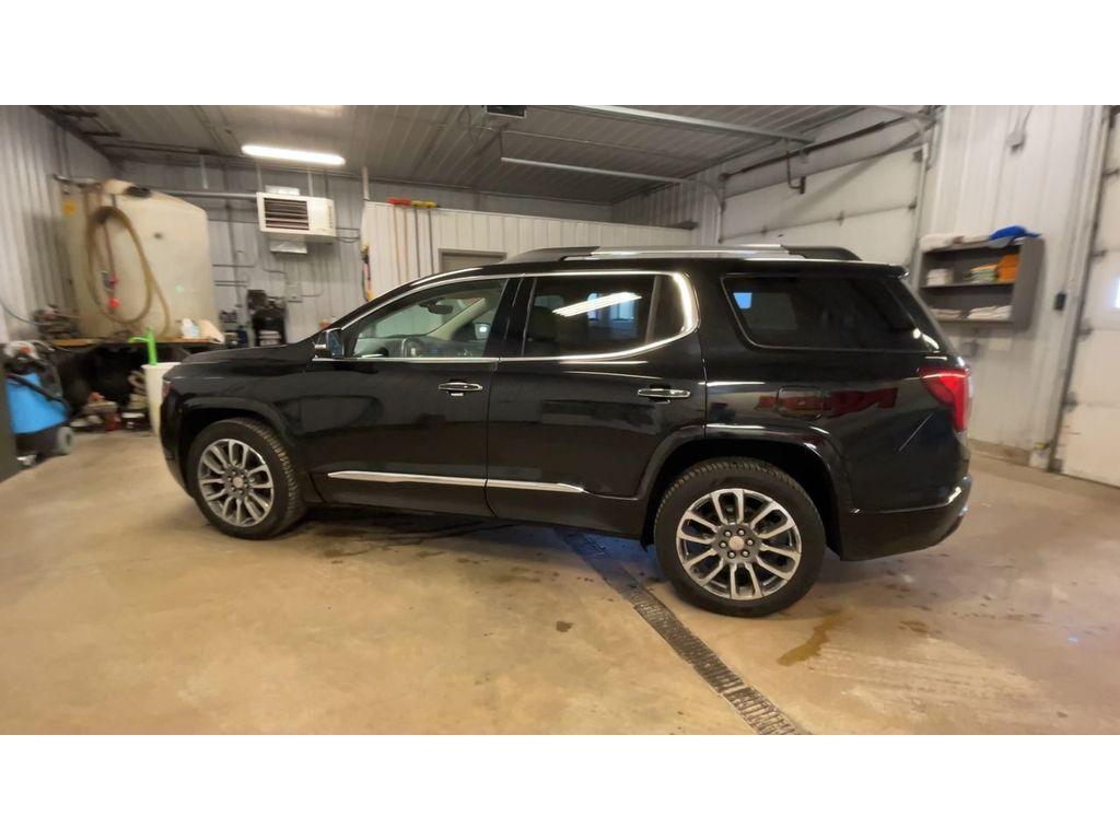 used 2021 GMC Acadia car, priced at $27,990