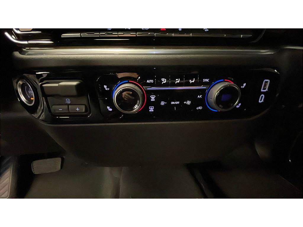 new 2025 Chevrolet Silverado 2500 car, priced at $61,285