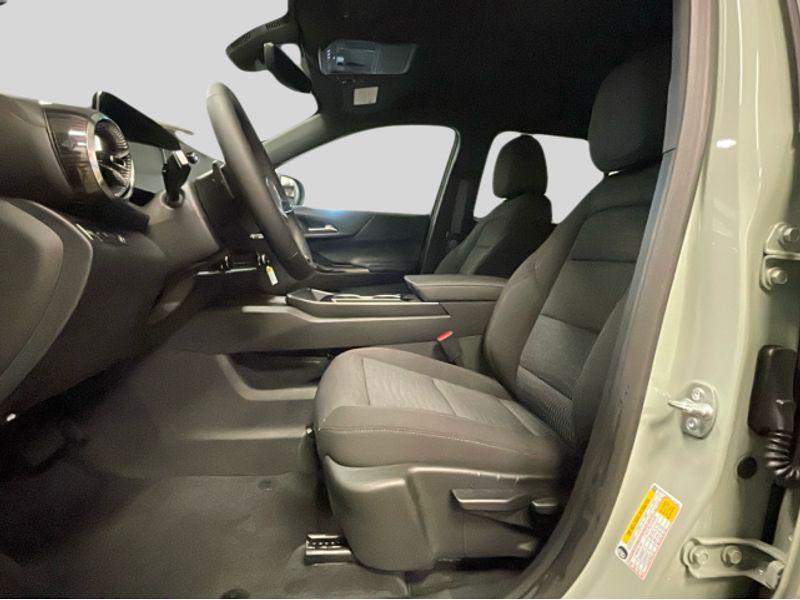 new 2025 Chevrolet Equinox car, priced at $31,830