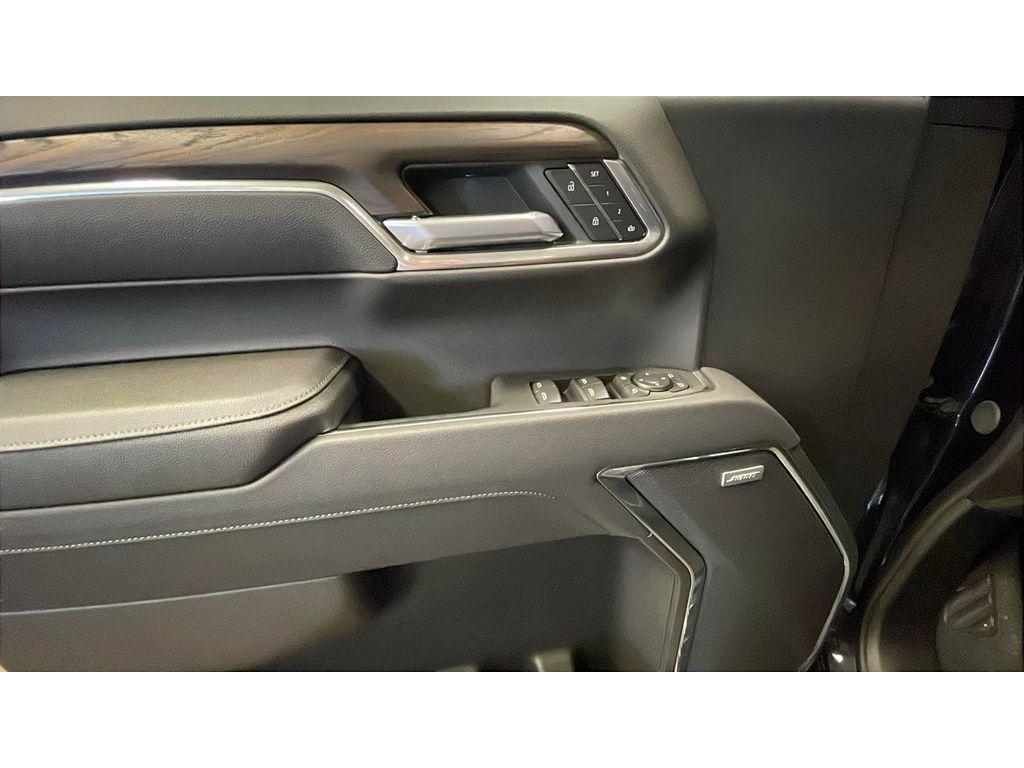 new 2025 GMC Sierra 1500 car, priced at $63,427