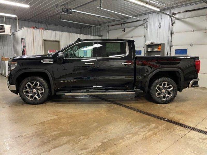 new 2025 GMC Sierra 1500 car, priced at $68,560