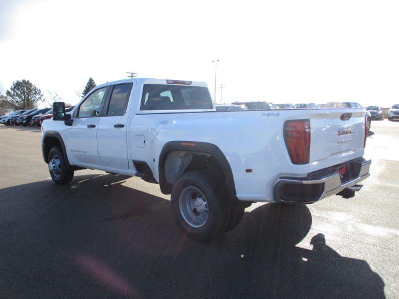 new 2024 GMC Sierra 3500 car, priced at $55,515