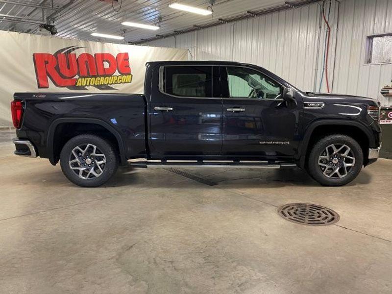 new 2025 GMC Sierra 1500 car, priced at $64,575