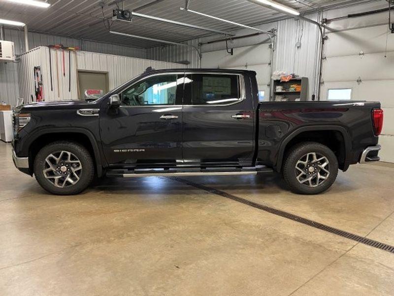 new 2025 GMC Sierra 1500 car, priced at $64,575